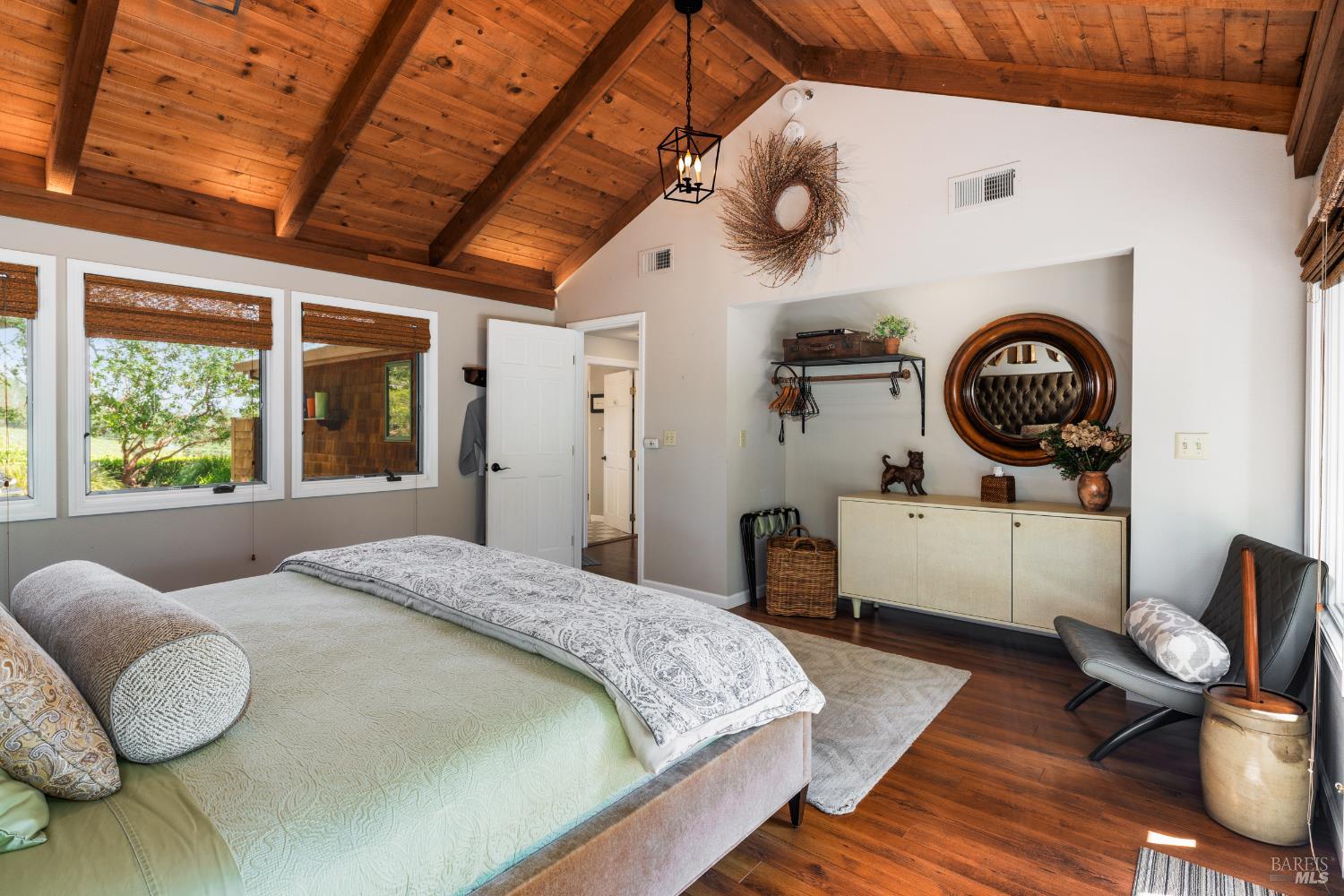 Dry Creek Valley Architectural Estate 