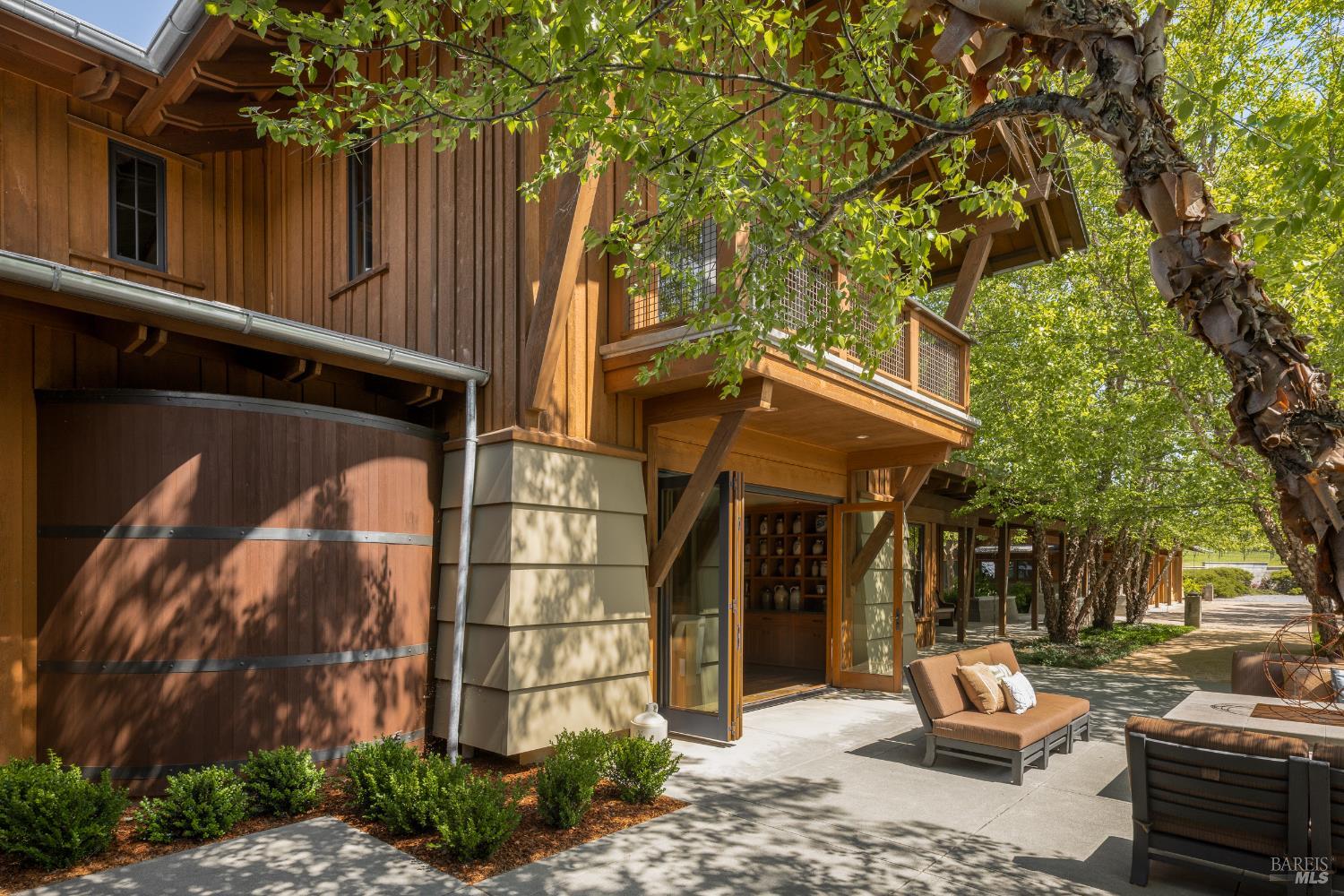 Dry Creek Valley Architectural Estate 