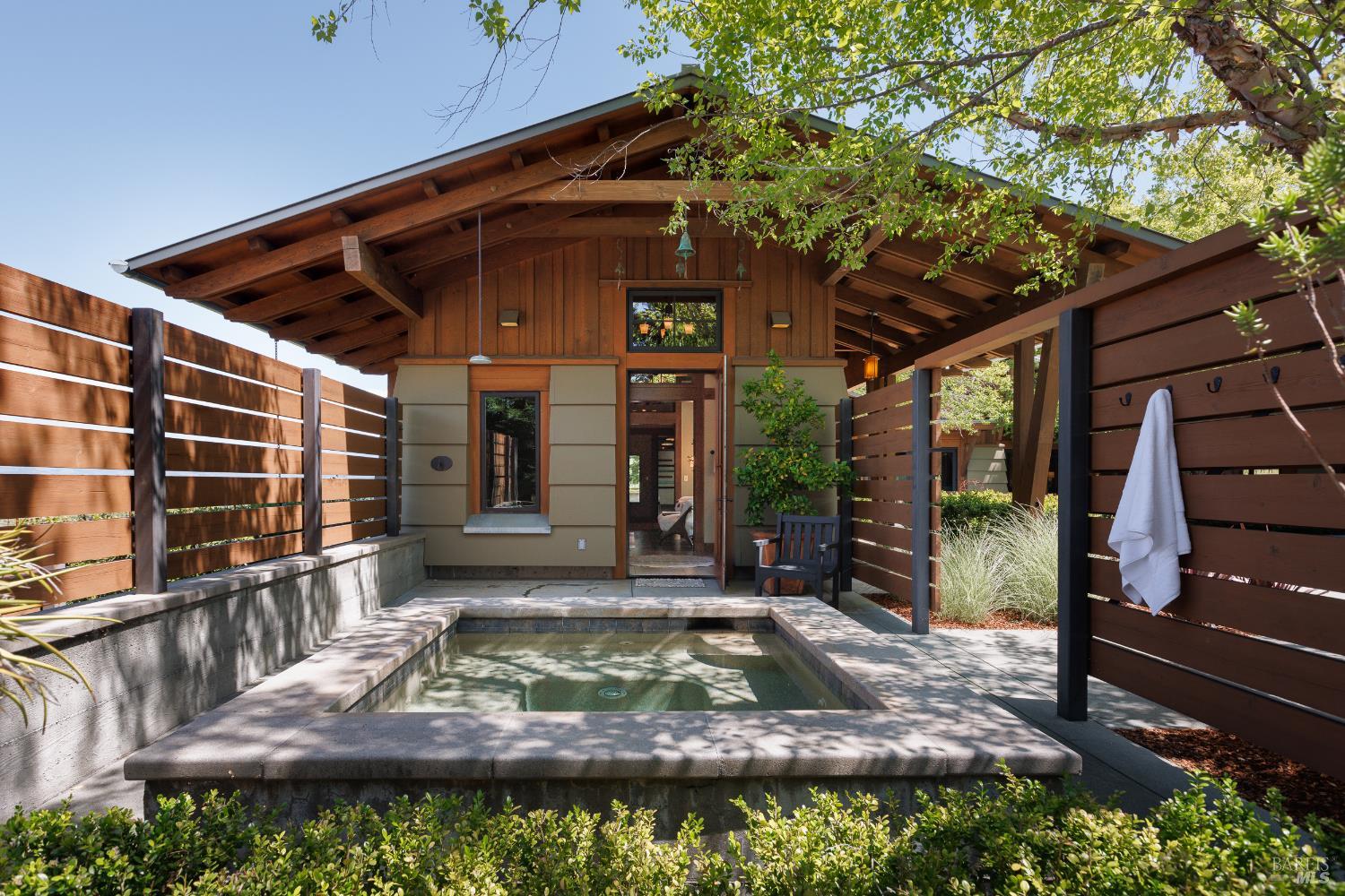 Dry Creek Valley Architectural Estate 