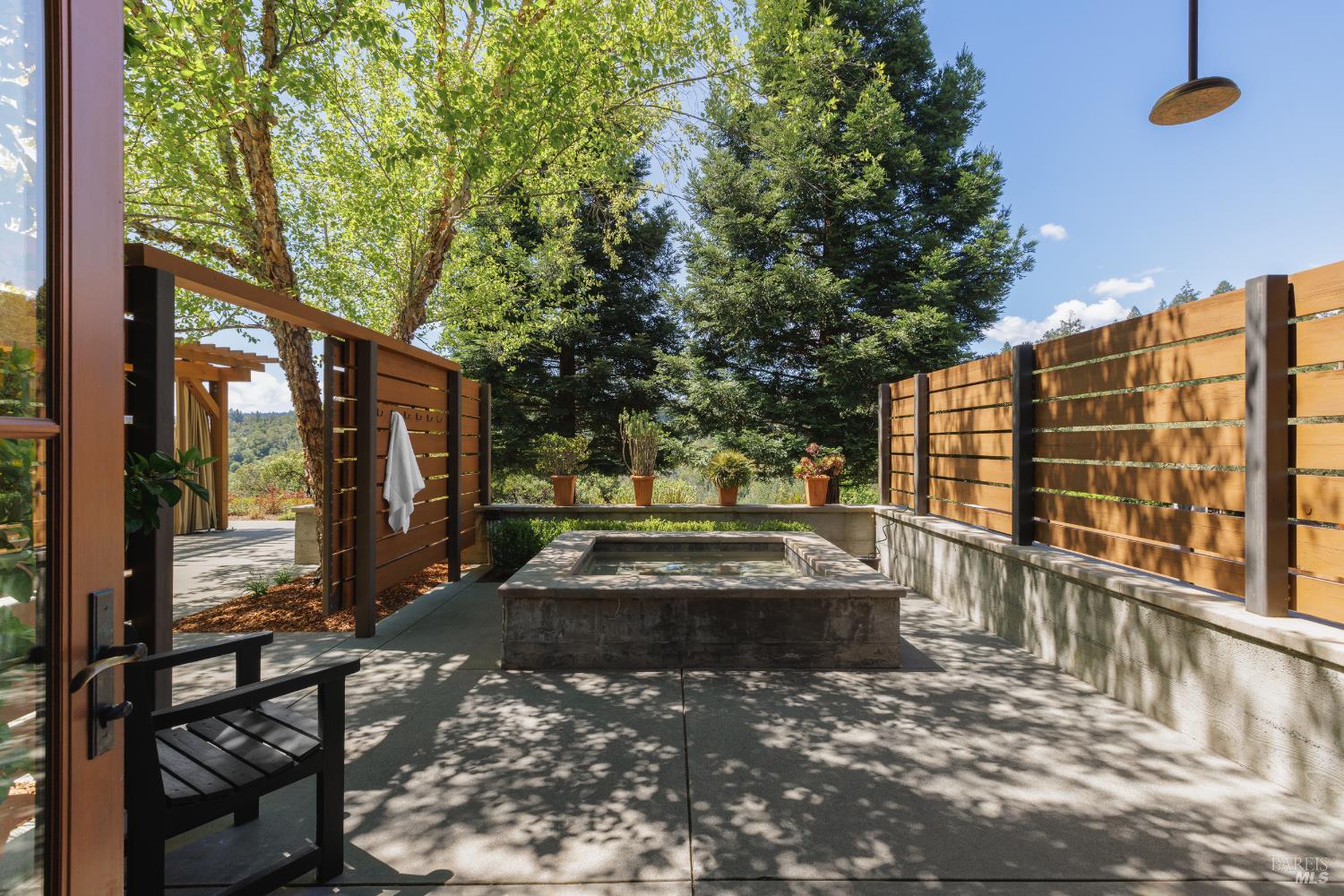 Dry Creek Valley Architectural Estate 