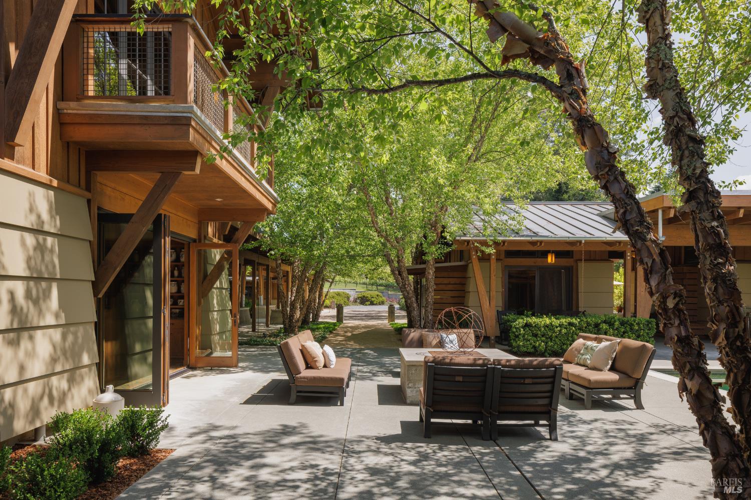 Dry Creek Valley Architectural Estate 
