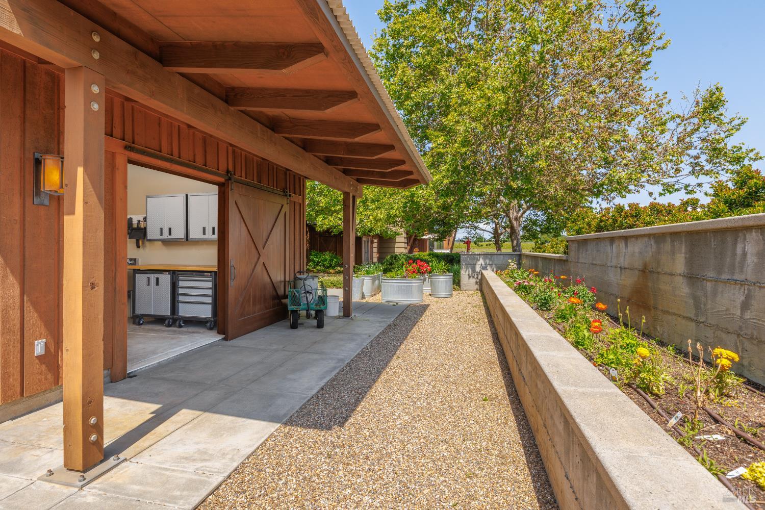 Dry Creek Valley Architectural Estate 