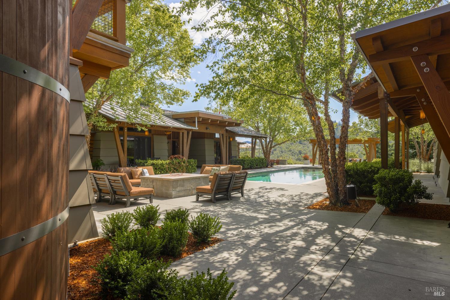 Dry Creek Valley Architectural Estate 