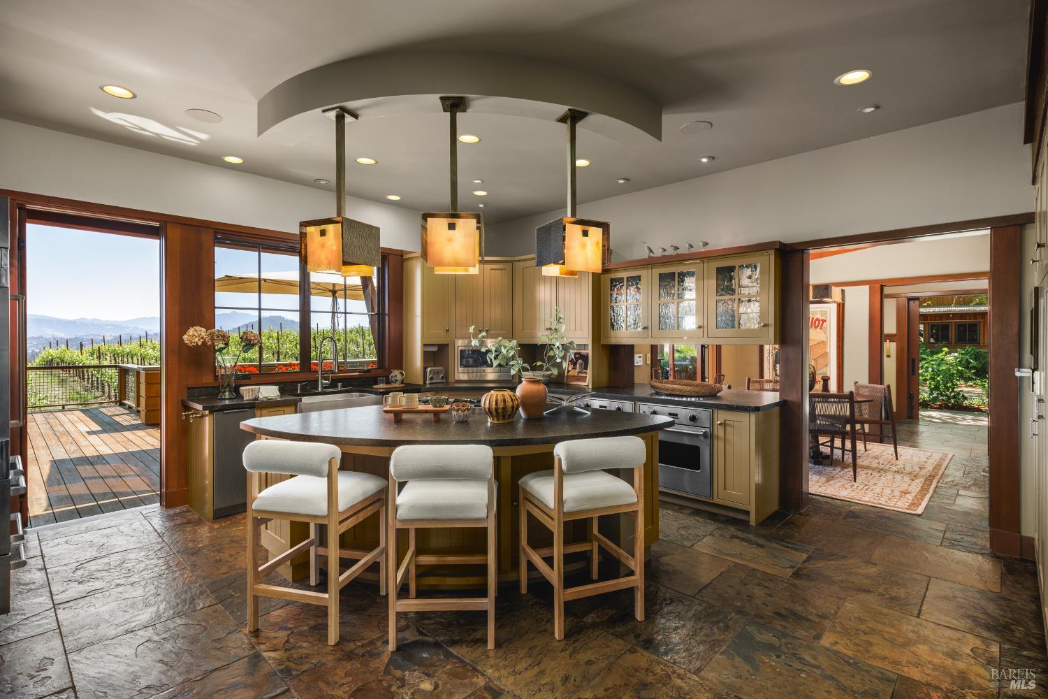 Dry Creek Valley Architectural Estate 