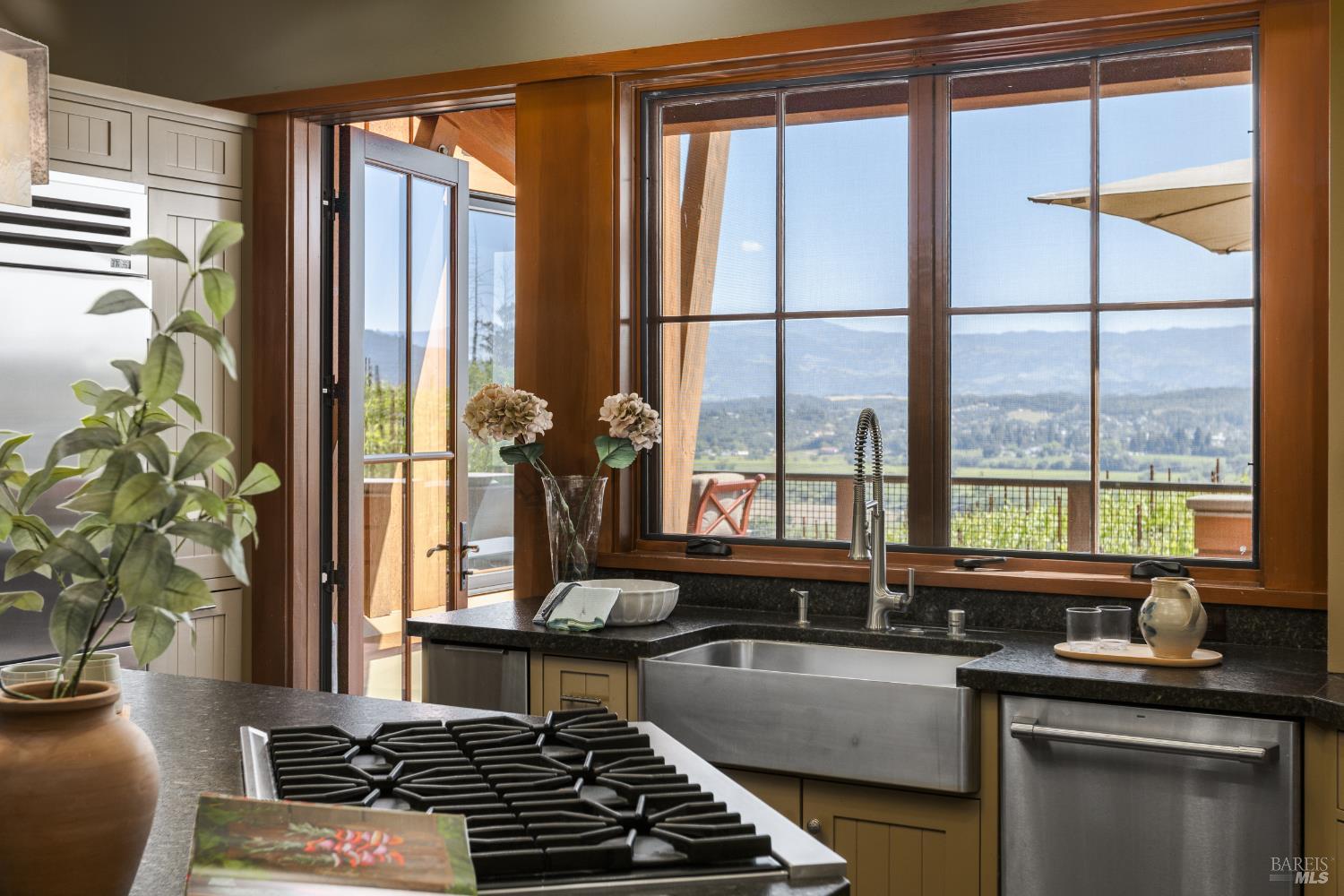Dry Creek Valley Architectural Estate 