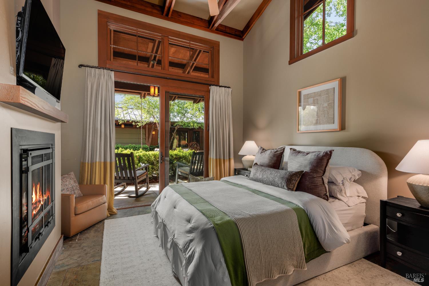Dry Creek Valley Architectural Estate 