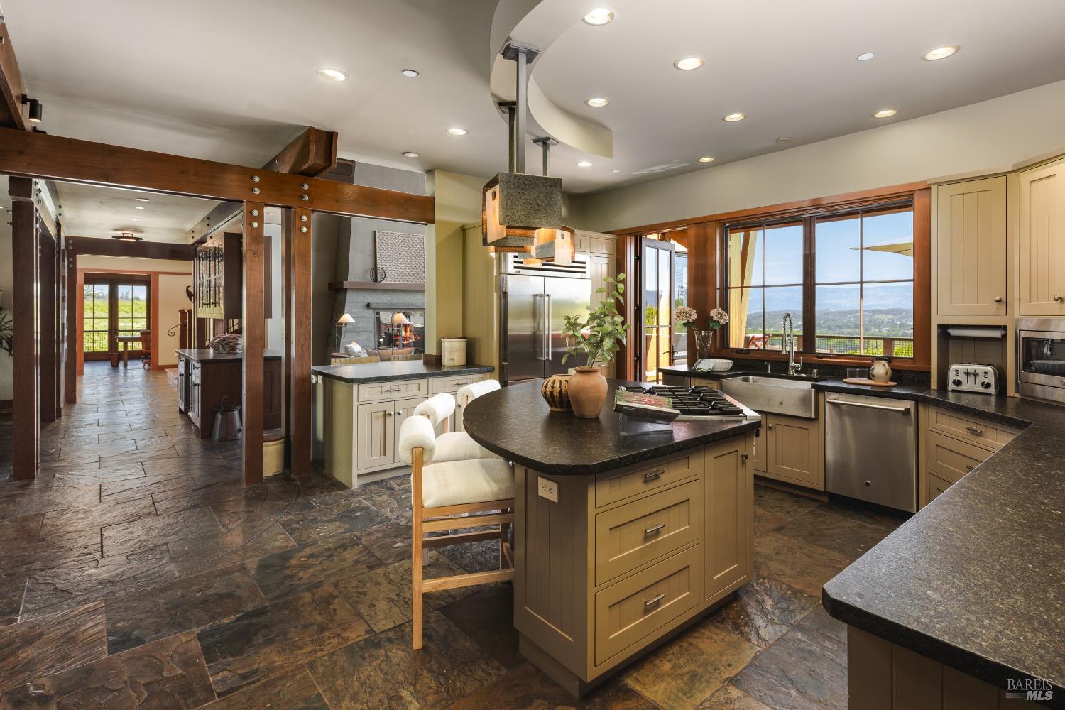 Dry Creek Valley Architectural Estate 