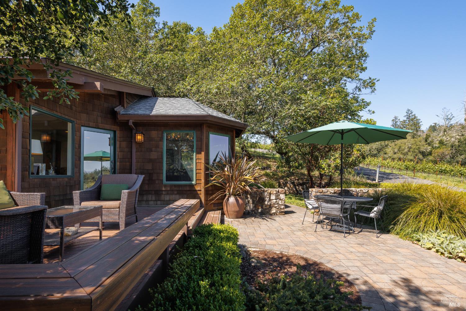 Dry Creek Valley Architectural Estate 