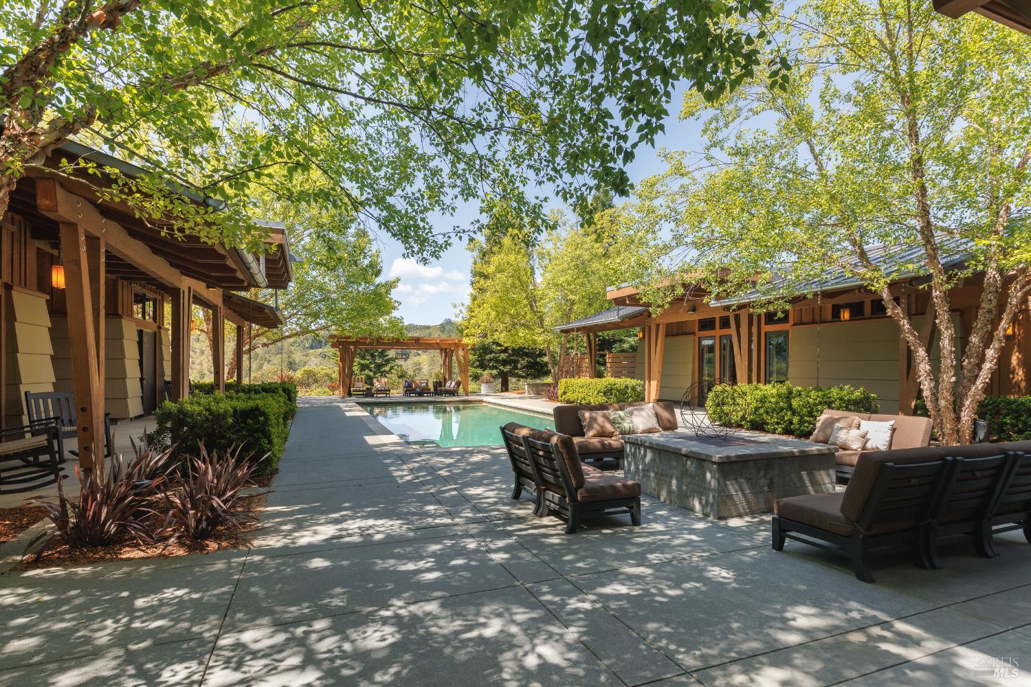 Dry Creek Valley Architectural Estate 