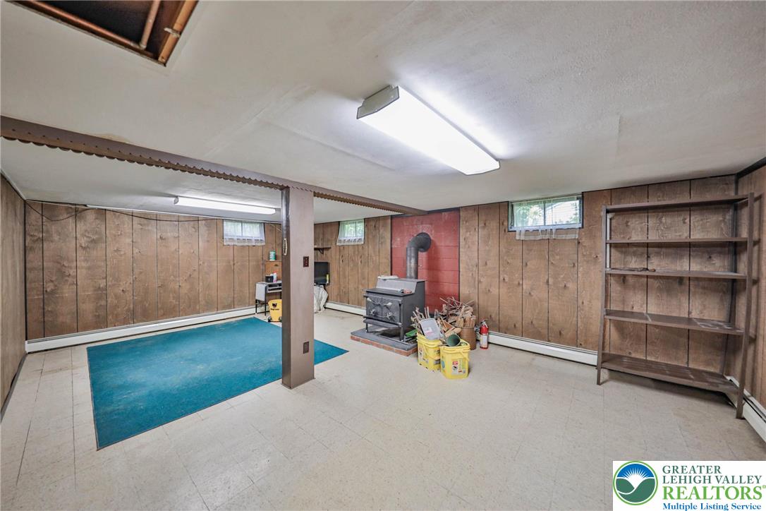 60 Maple Drive