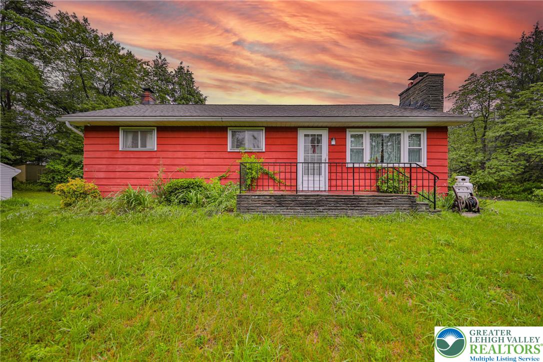 60 Maple Drive