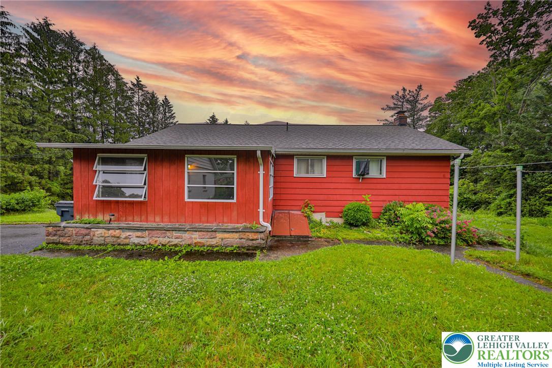 60 Maple Drive