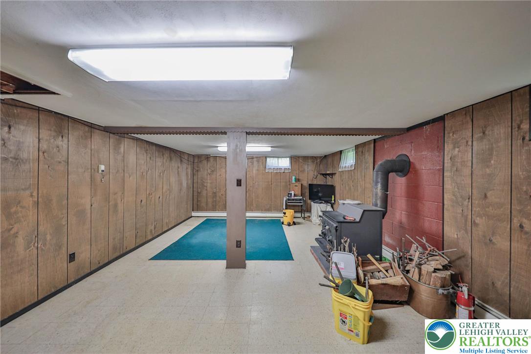 60 Maple Drive