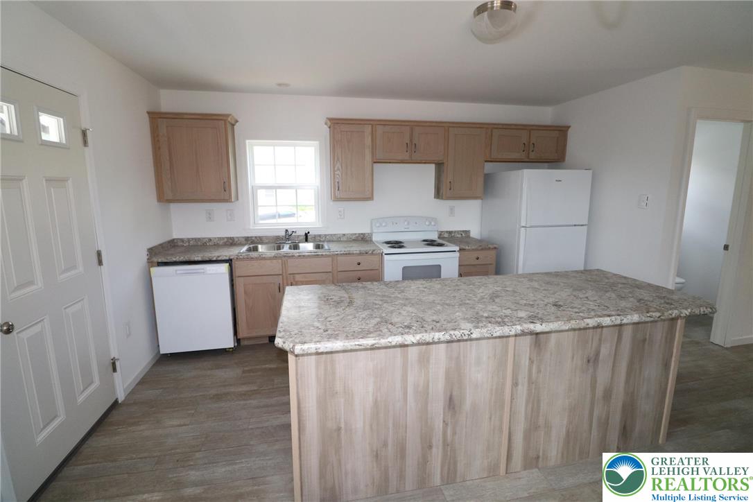 1025 West PRINCETON Avenue