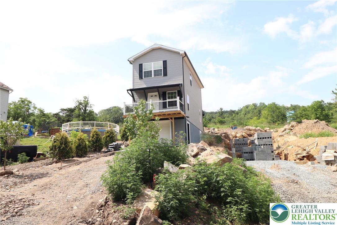 1025 West PRINCETON Avenue