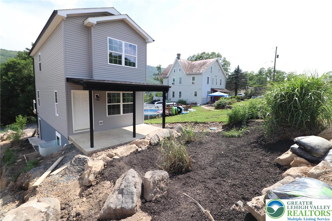 1025 West PRINCETON Avenue