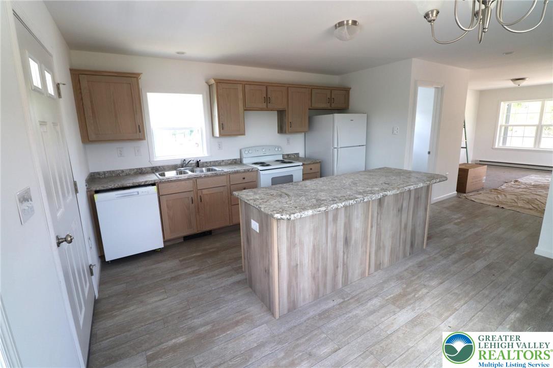 1025 West PRINCETON Avenue