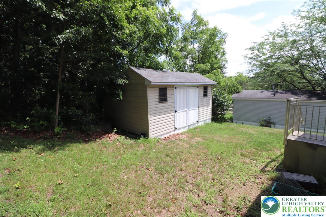 6313 Nisbet Court