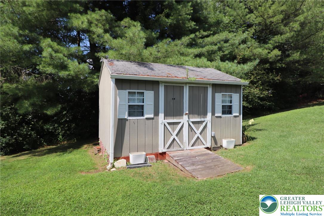 26 Blue Mountain View