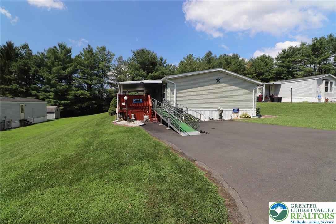 26 Blue Mountain View