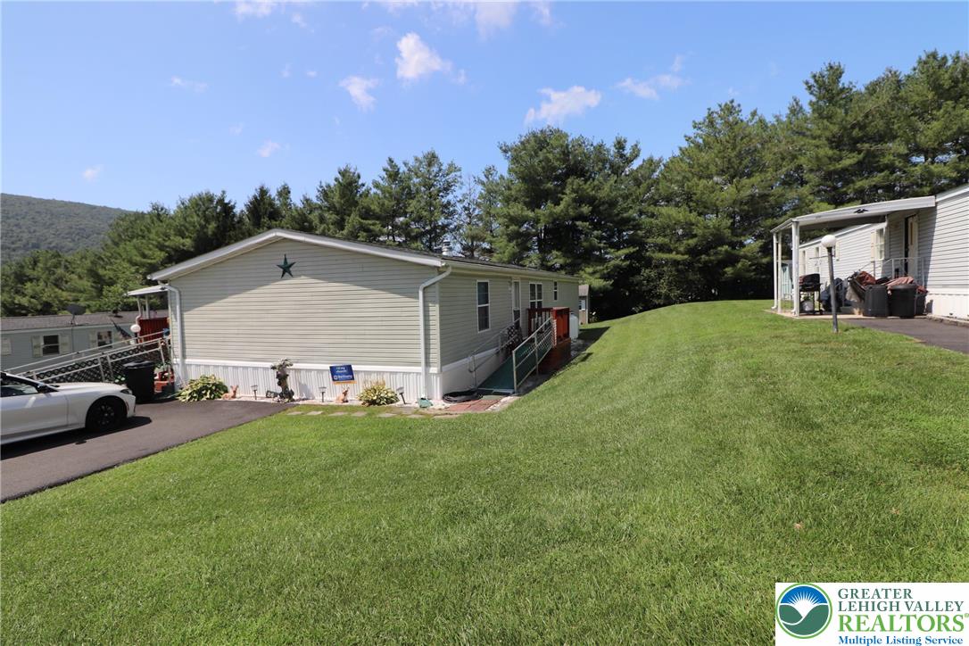 26 Blue Mountain View