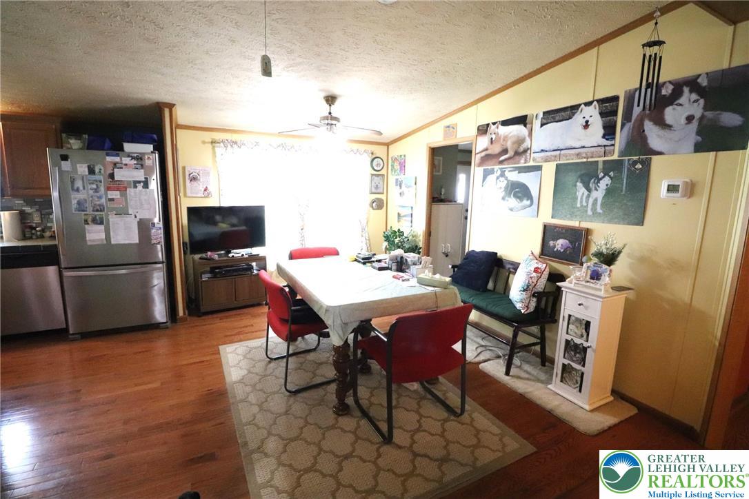 26 Blue Mountain View