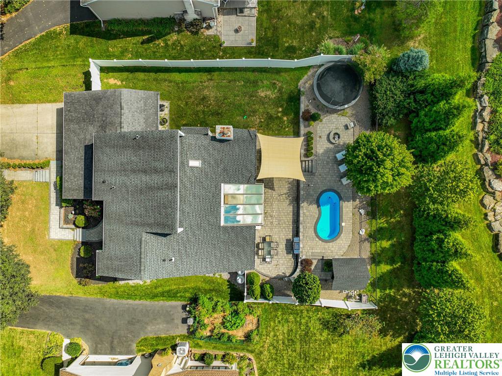 2718 Windy Hill Road