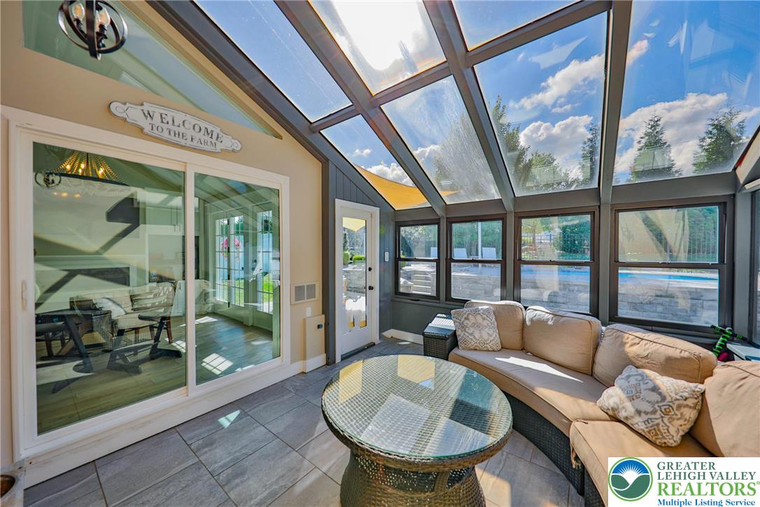 2718 Windy Hill Road