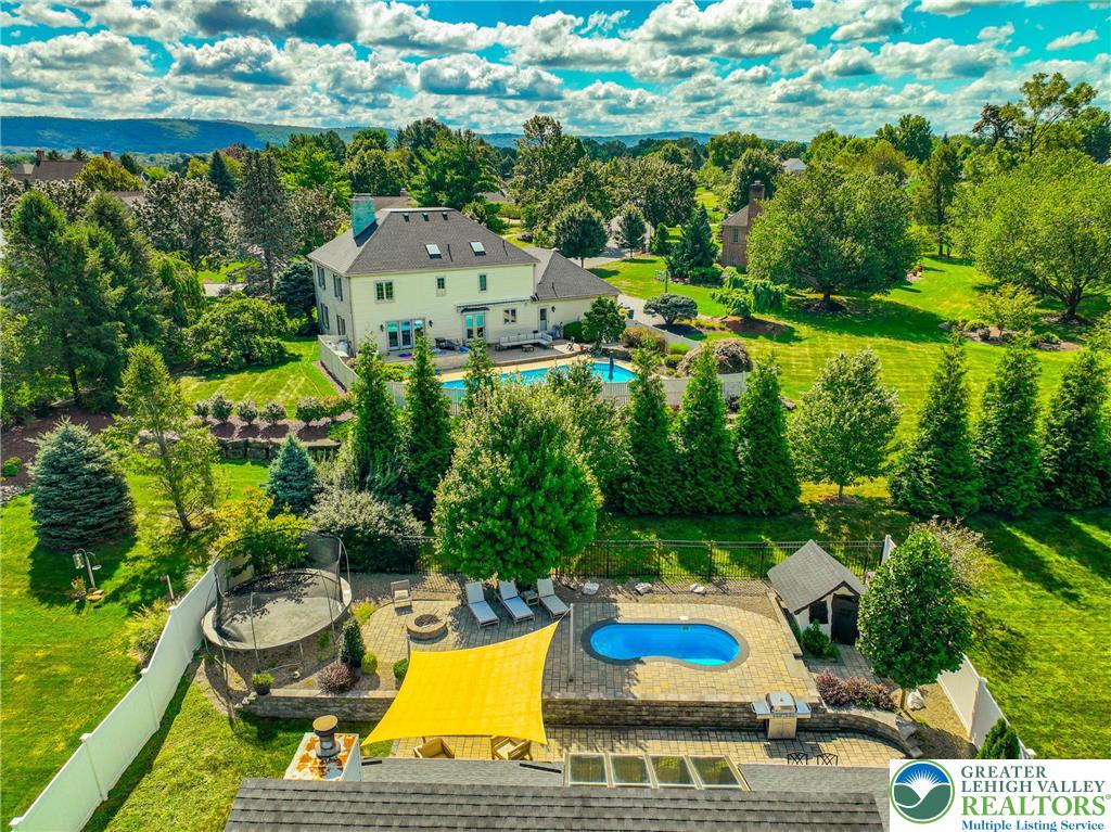 2718 Windy Hill Road