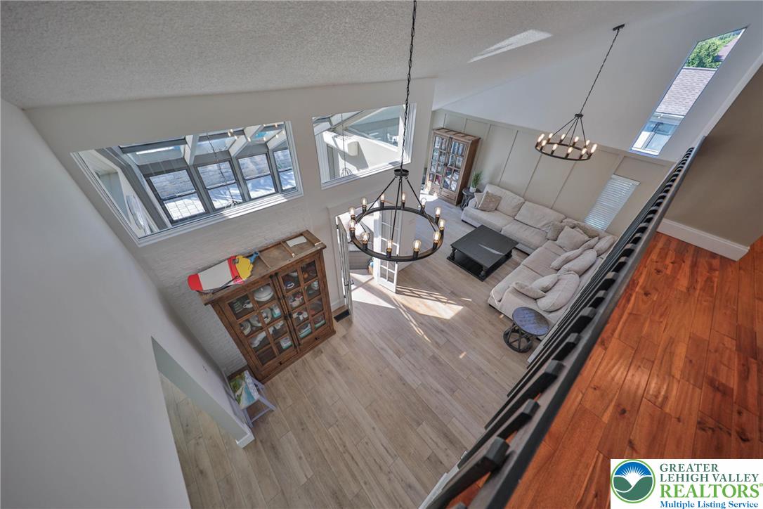 2718 Windy Hill Road
