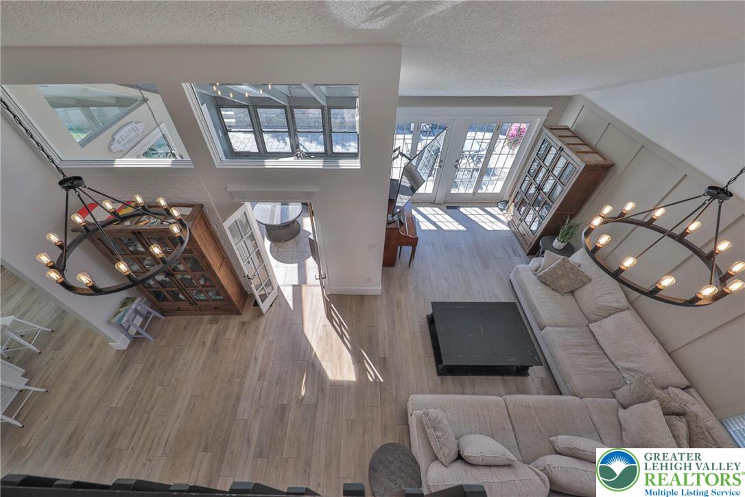 2718 Windy Hill Road