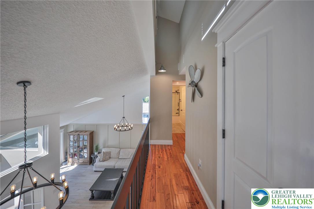 2718 Windy Hill Road