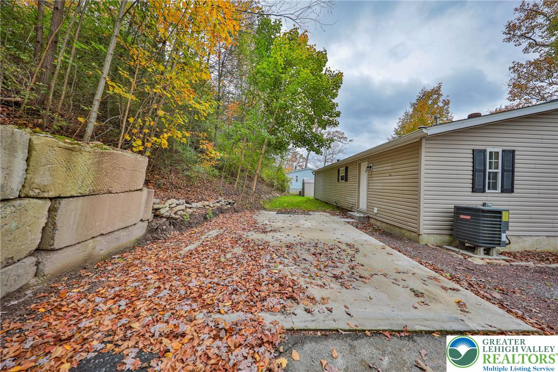 1243 Blue Mountain Circle