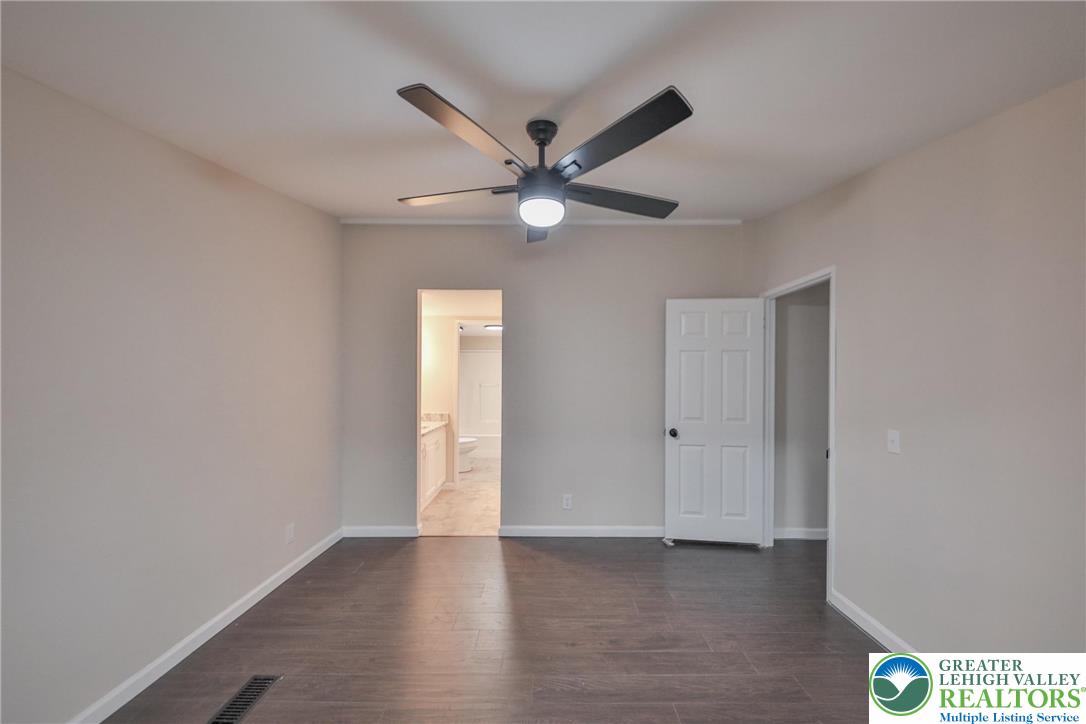 1243 Blue Mountain Circle