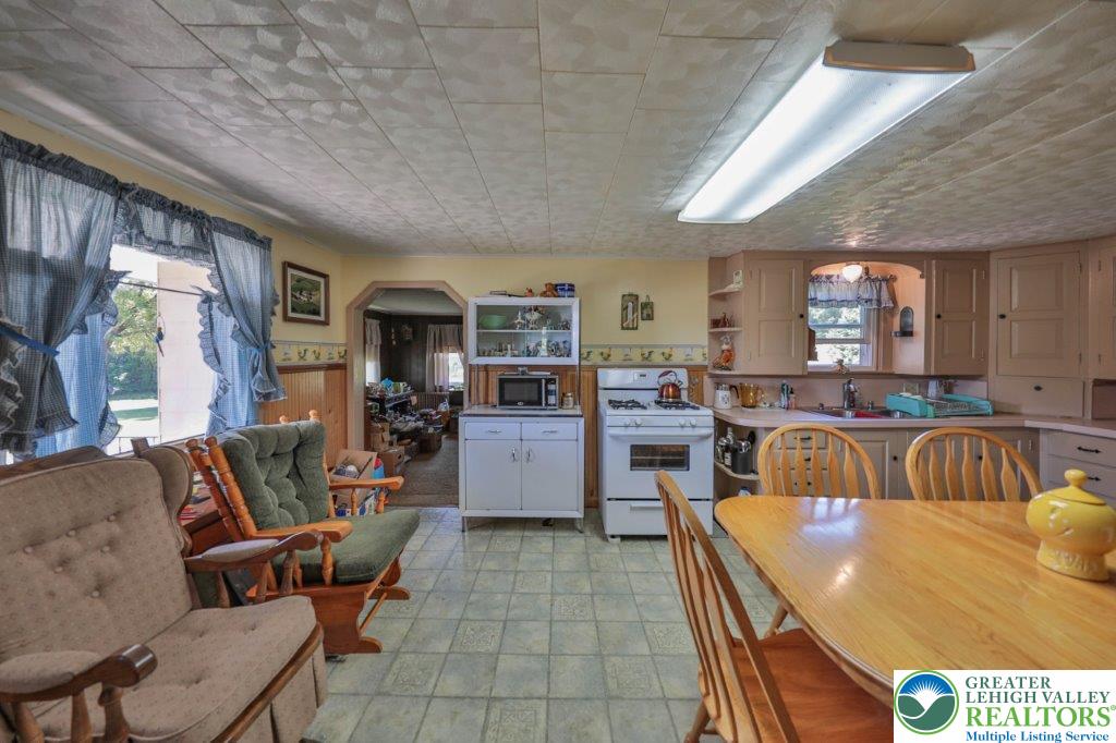 2485 Summer Mountain RD