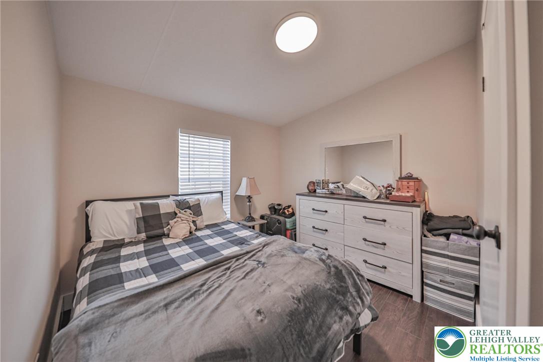 1215 Blue Mountain Circle