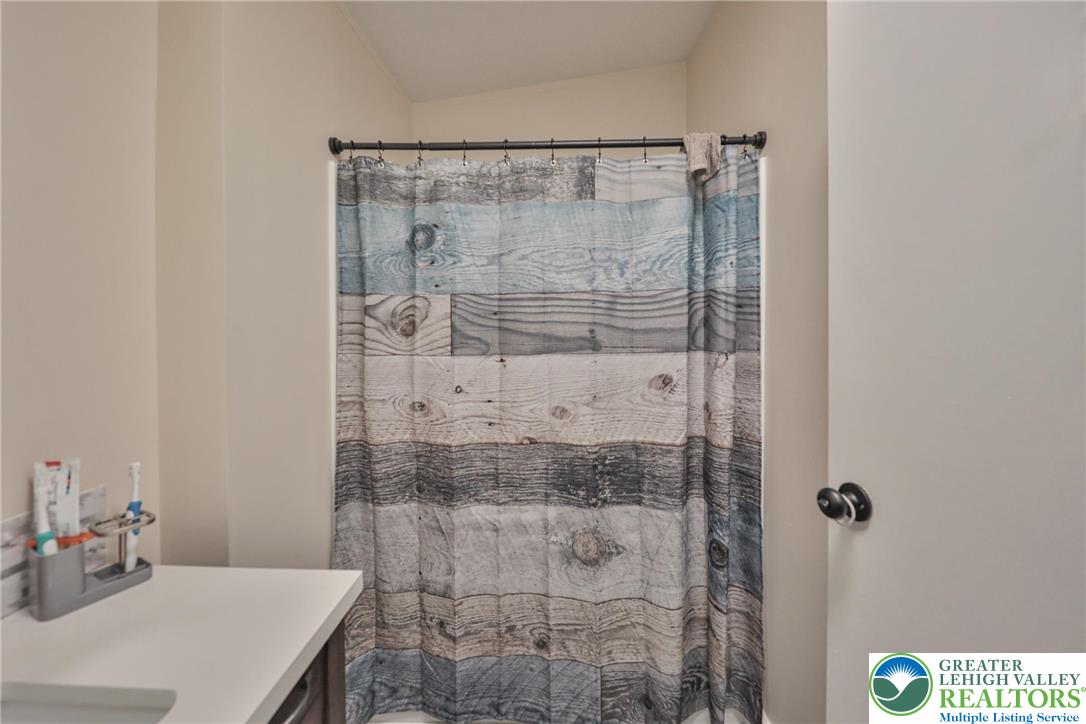 1215 Blue Mountain Circle