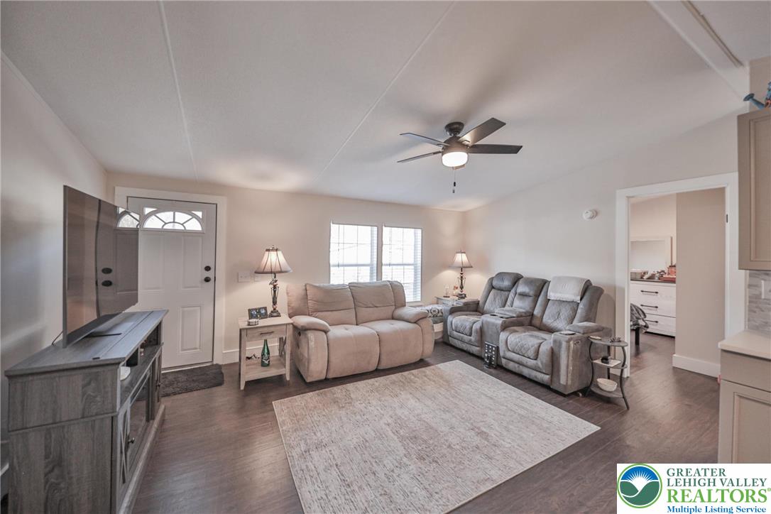 1215 Blue Mountain Circle