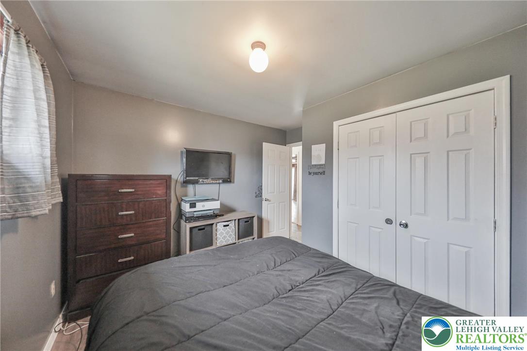 7580 Kings Highway