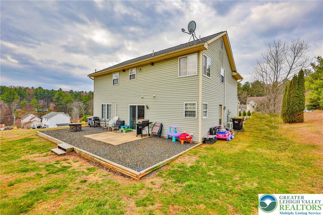 2260 Reo Drive