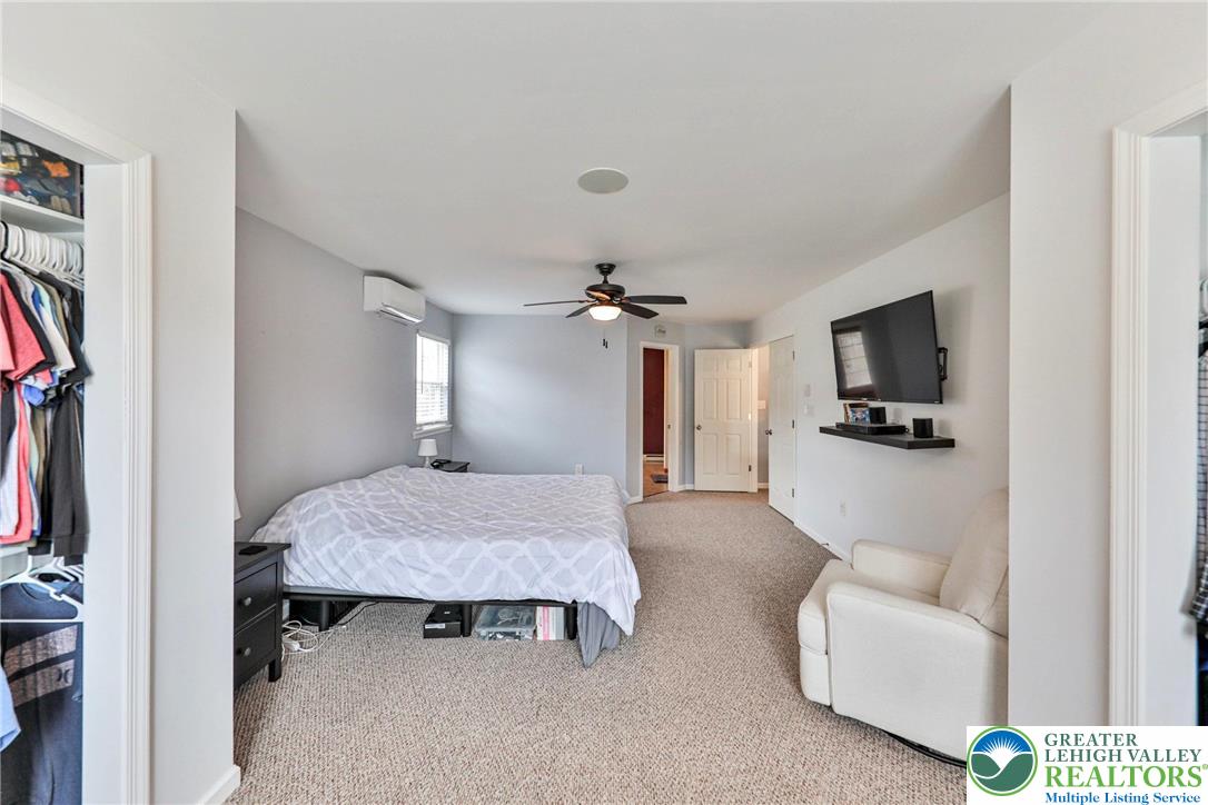 2260 Reo Drive
