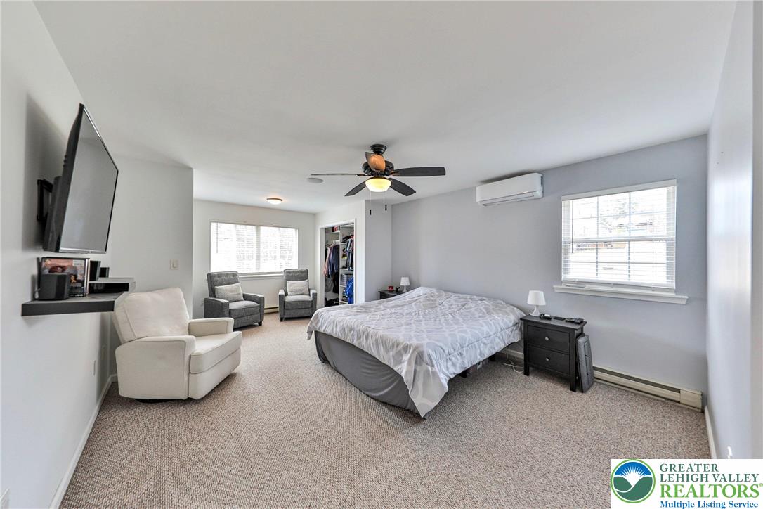 2260 Reo Drive