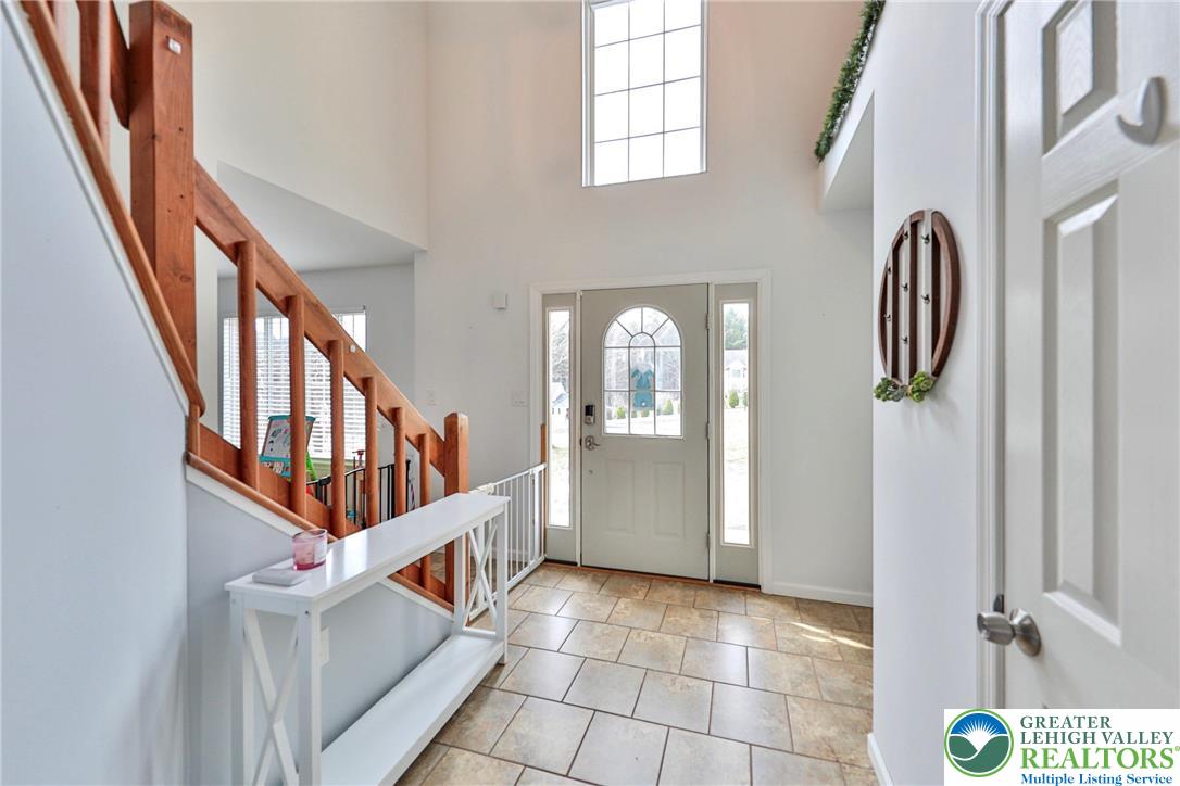 2260 Reo Drive