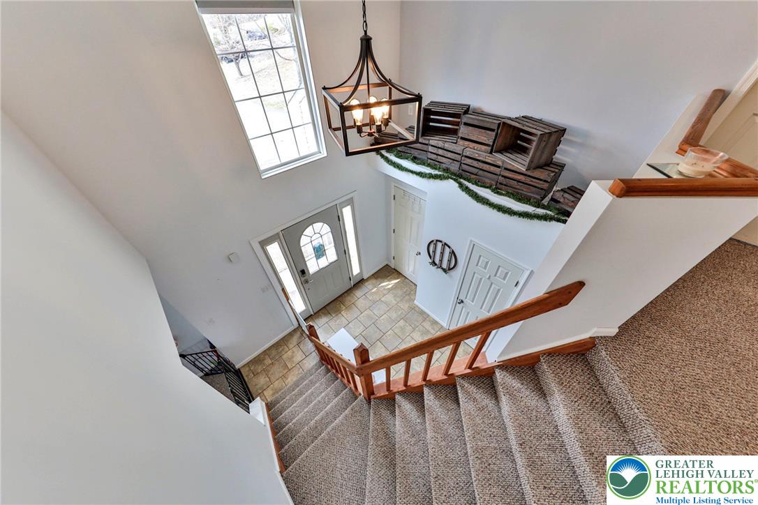 2260 Reo Drive