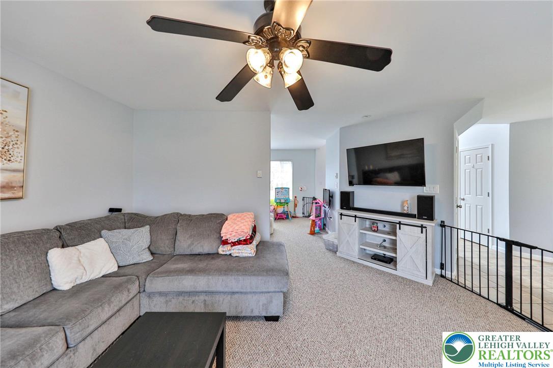 2260 Reo Drive
