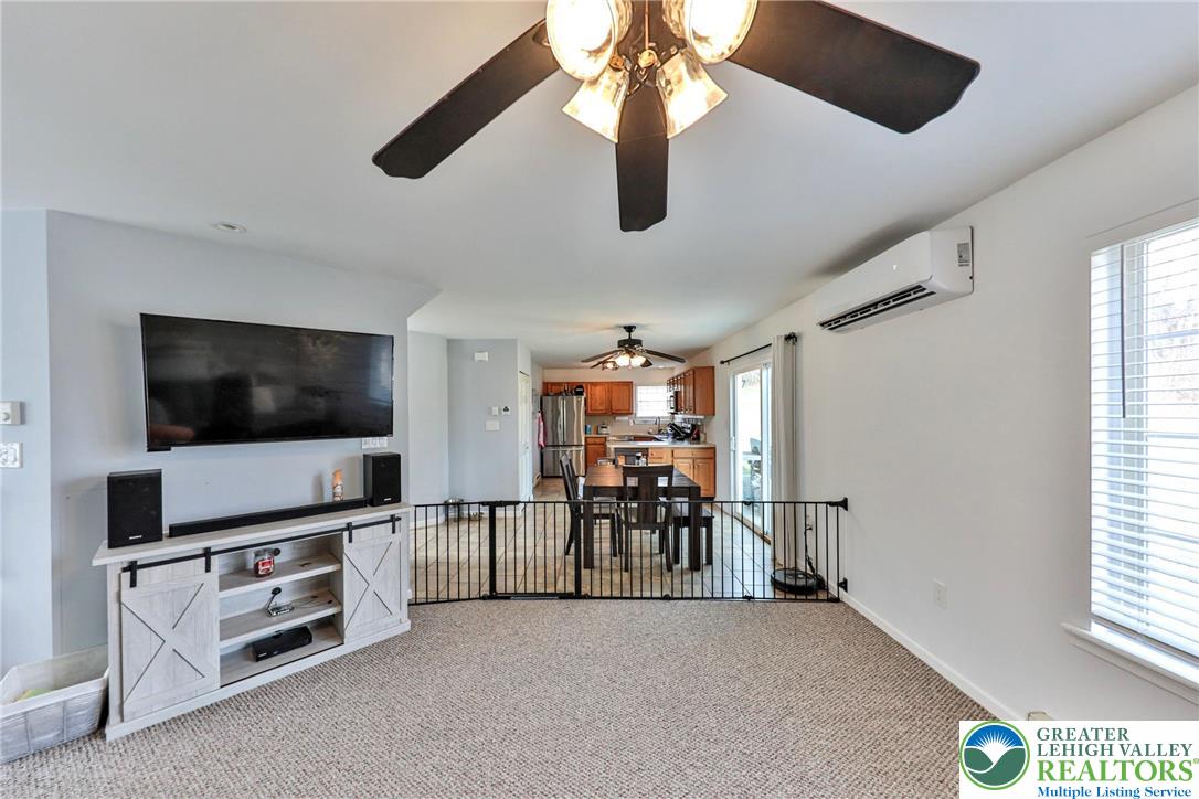 2260 Reo Drive