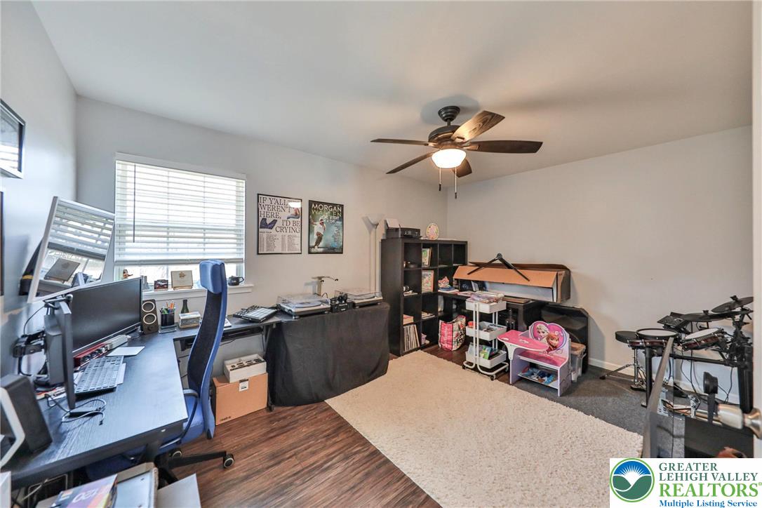 2260 Reo Drive