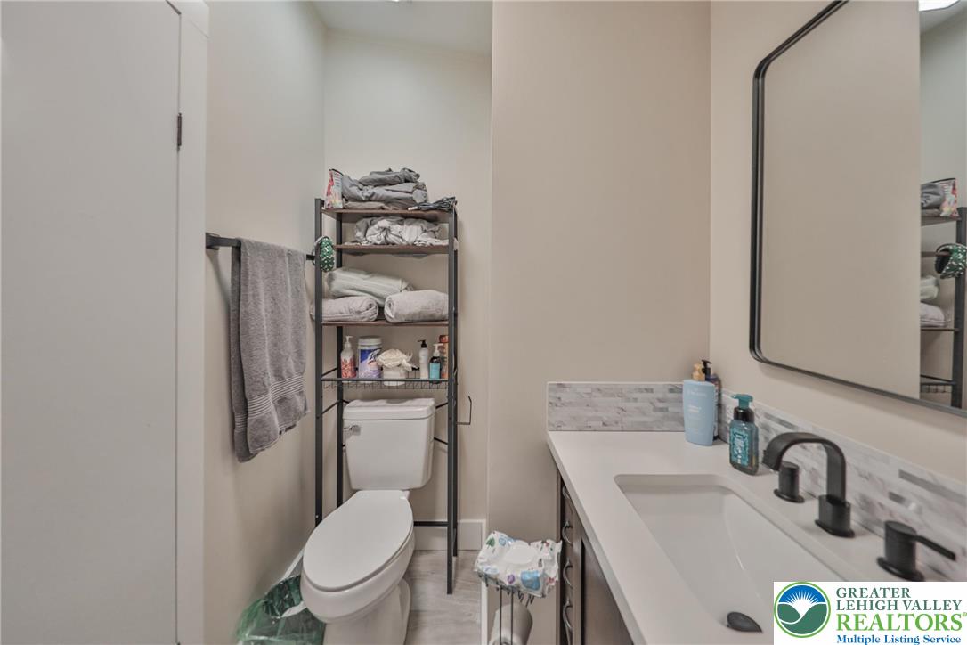 1215 Blue Mountain Circle