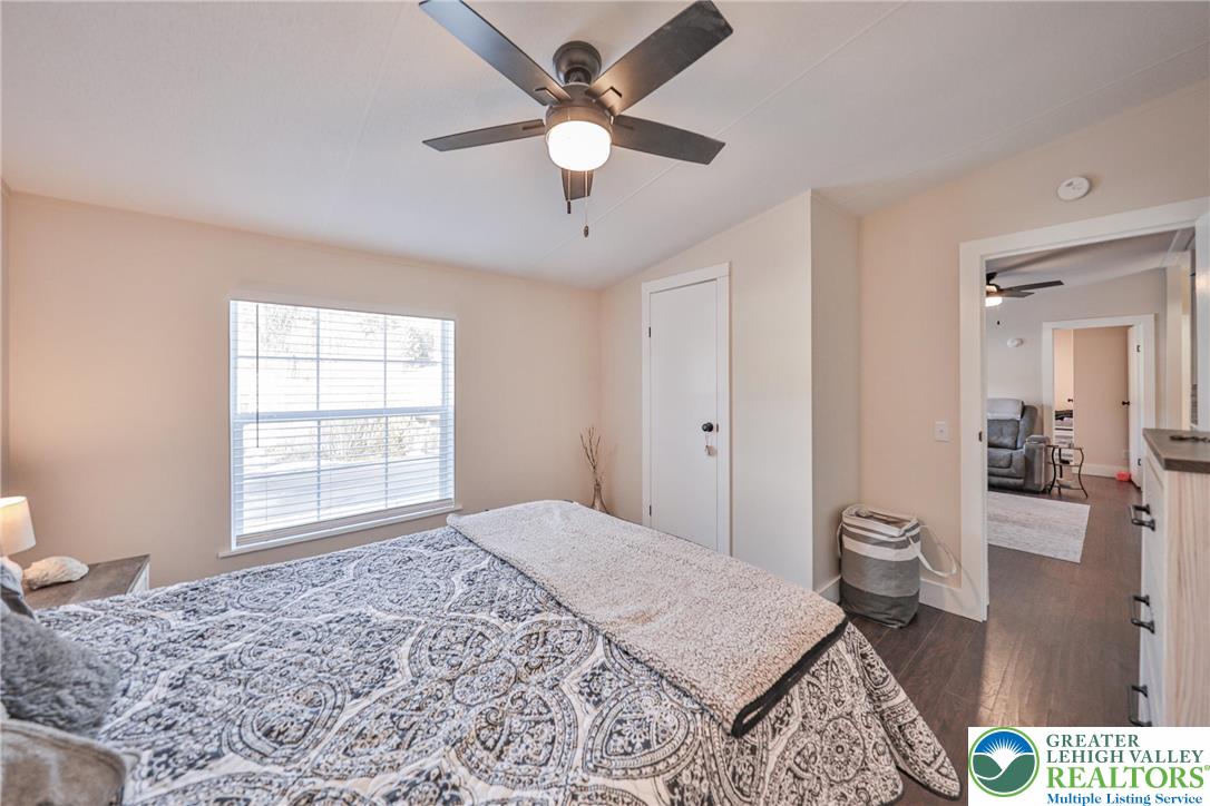 1215 Blue Mountain Circle
