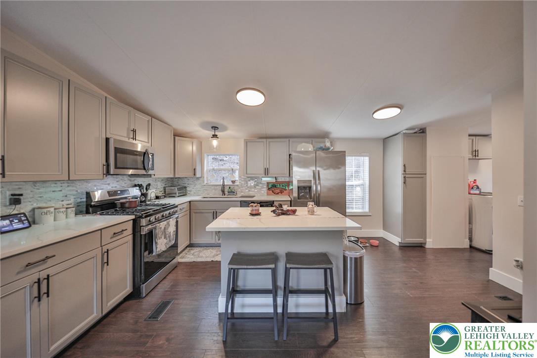 1215 Blue Mountain Circle